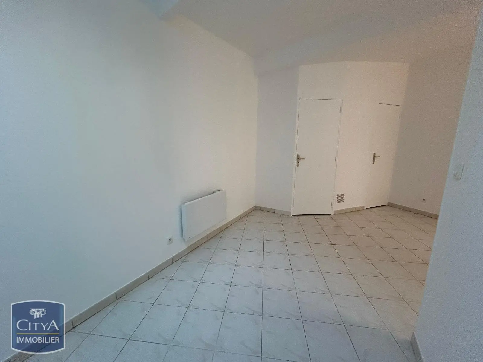Photo 2 Appartement 1 pièce 26.1m²