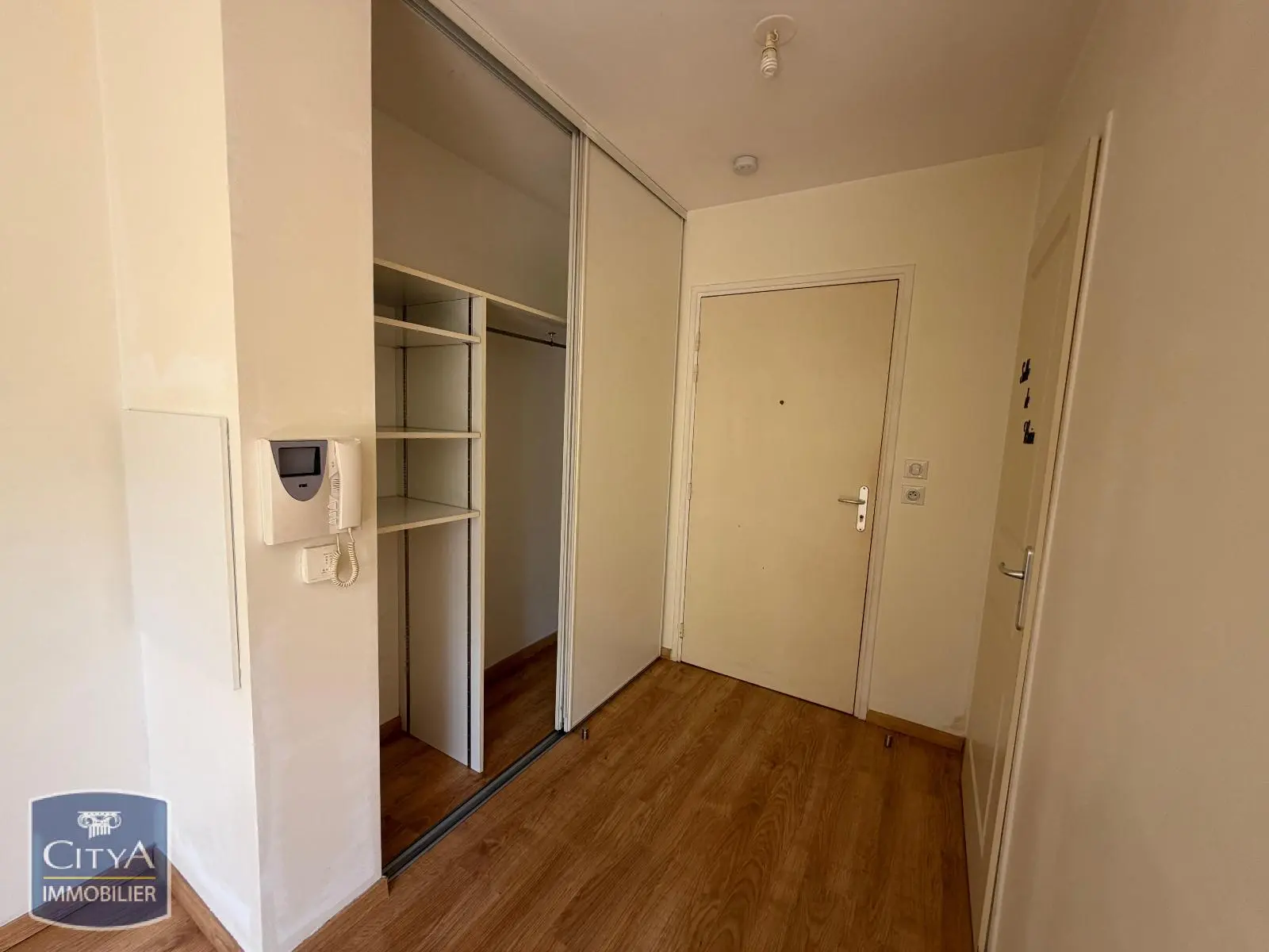Photo 9 Appartement 1 pièce 27.57m²