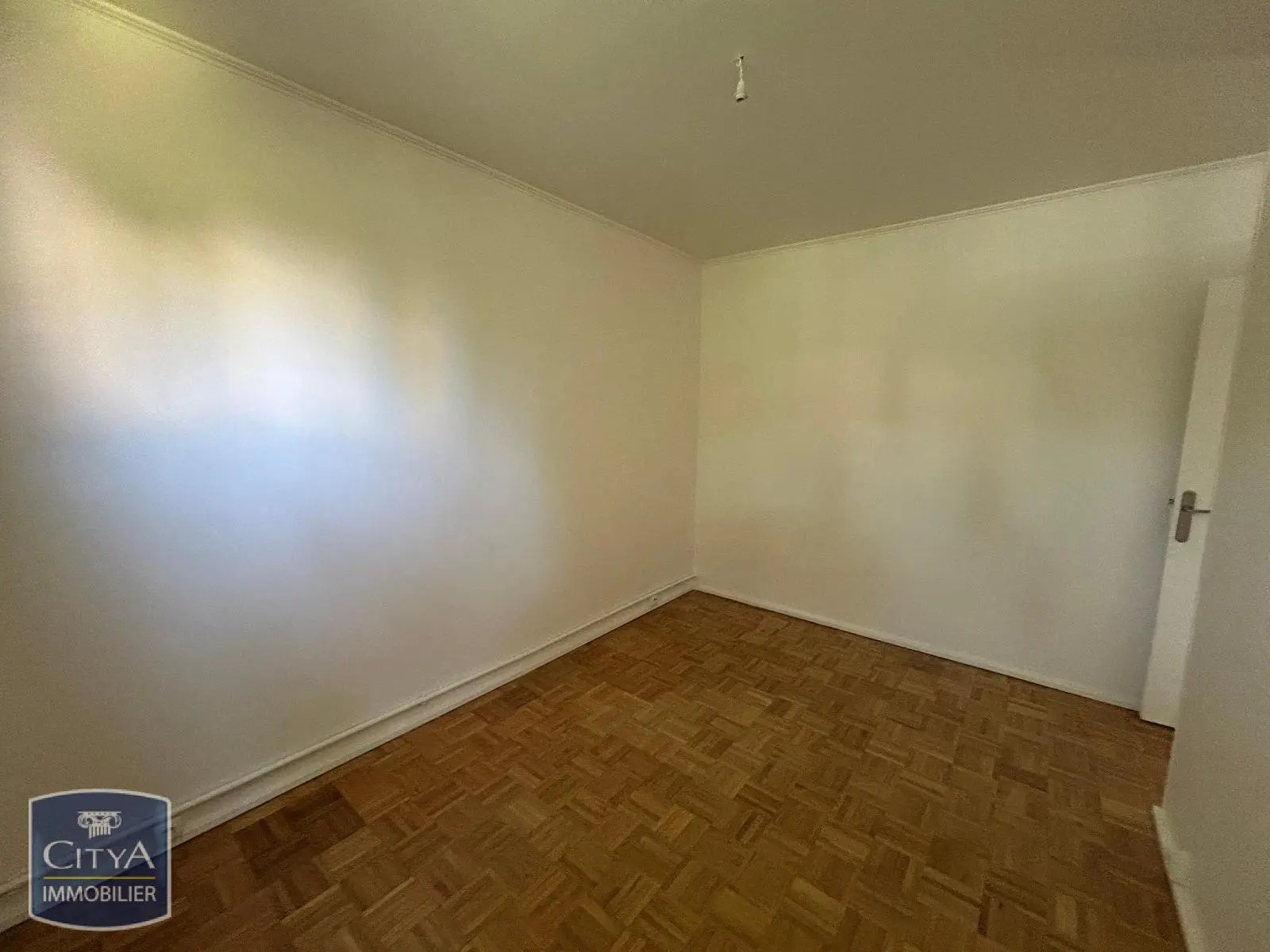 Sainte-Geneviève-des-Bois (91700) Appartement 3 pièces 54.84m² photo 7