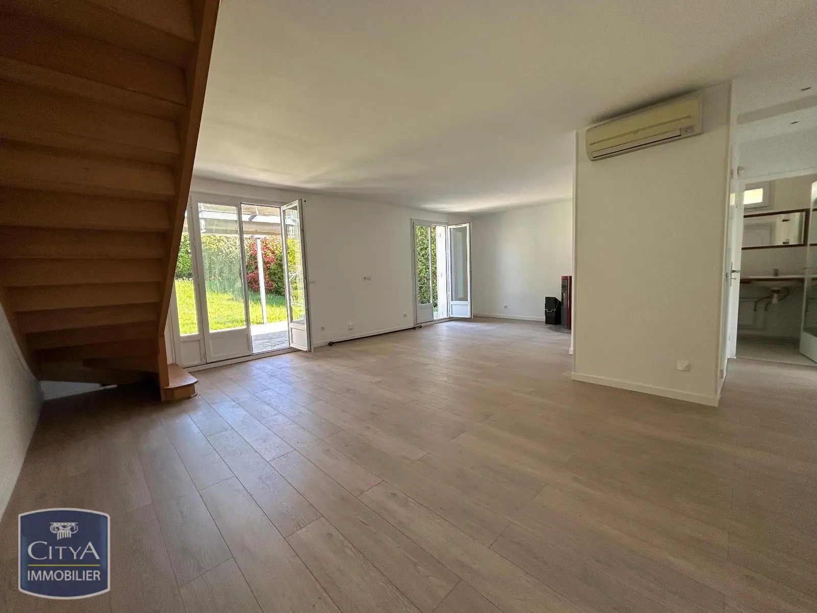 Photo 2 Maison 5 pièces 110m²