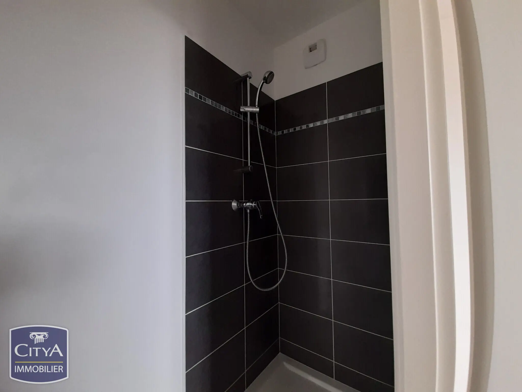Photo 10 Appartement 3 pièces 60m²