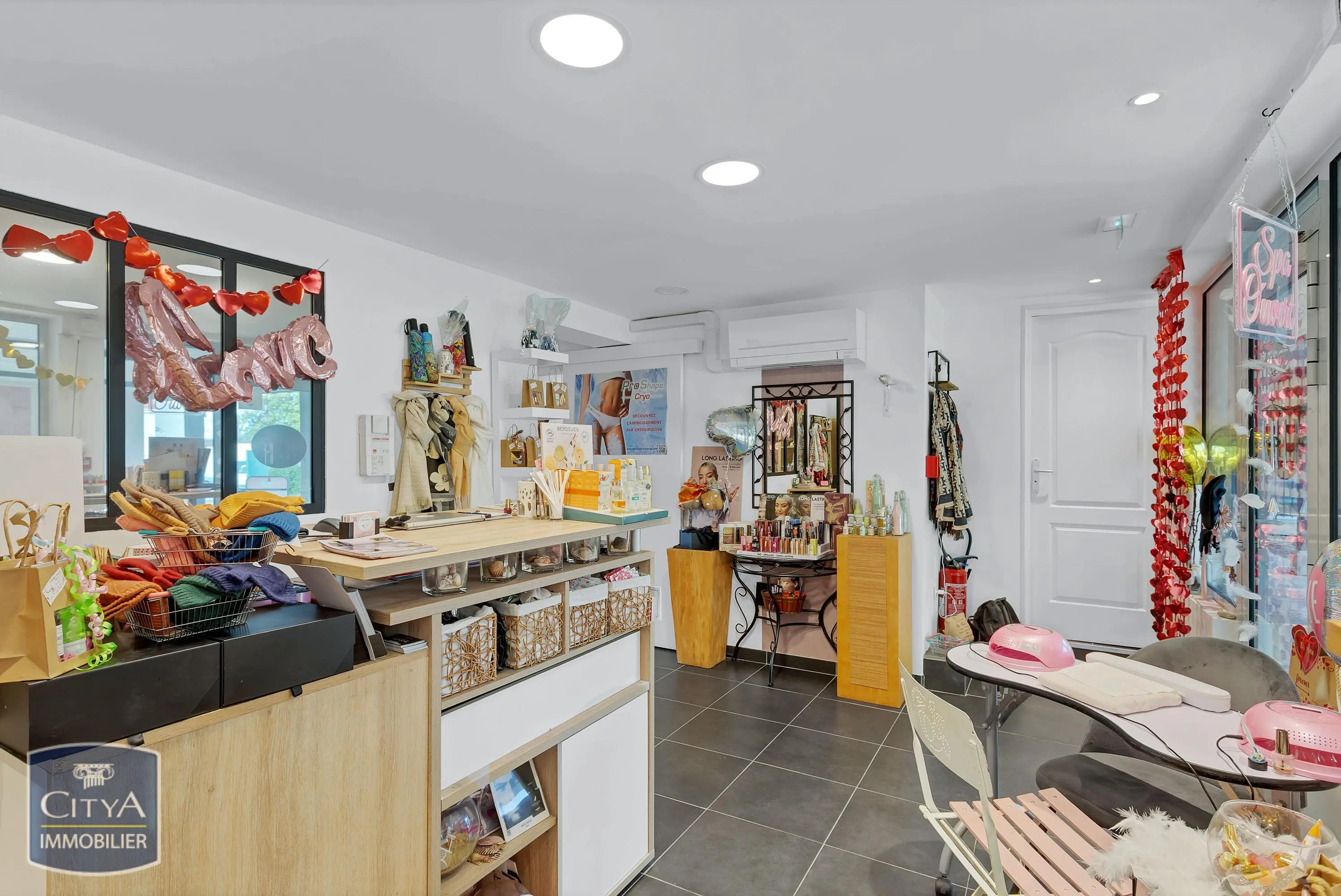 Photo 3 Local Commercial 74m²