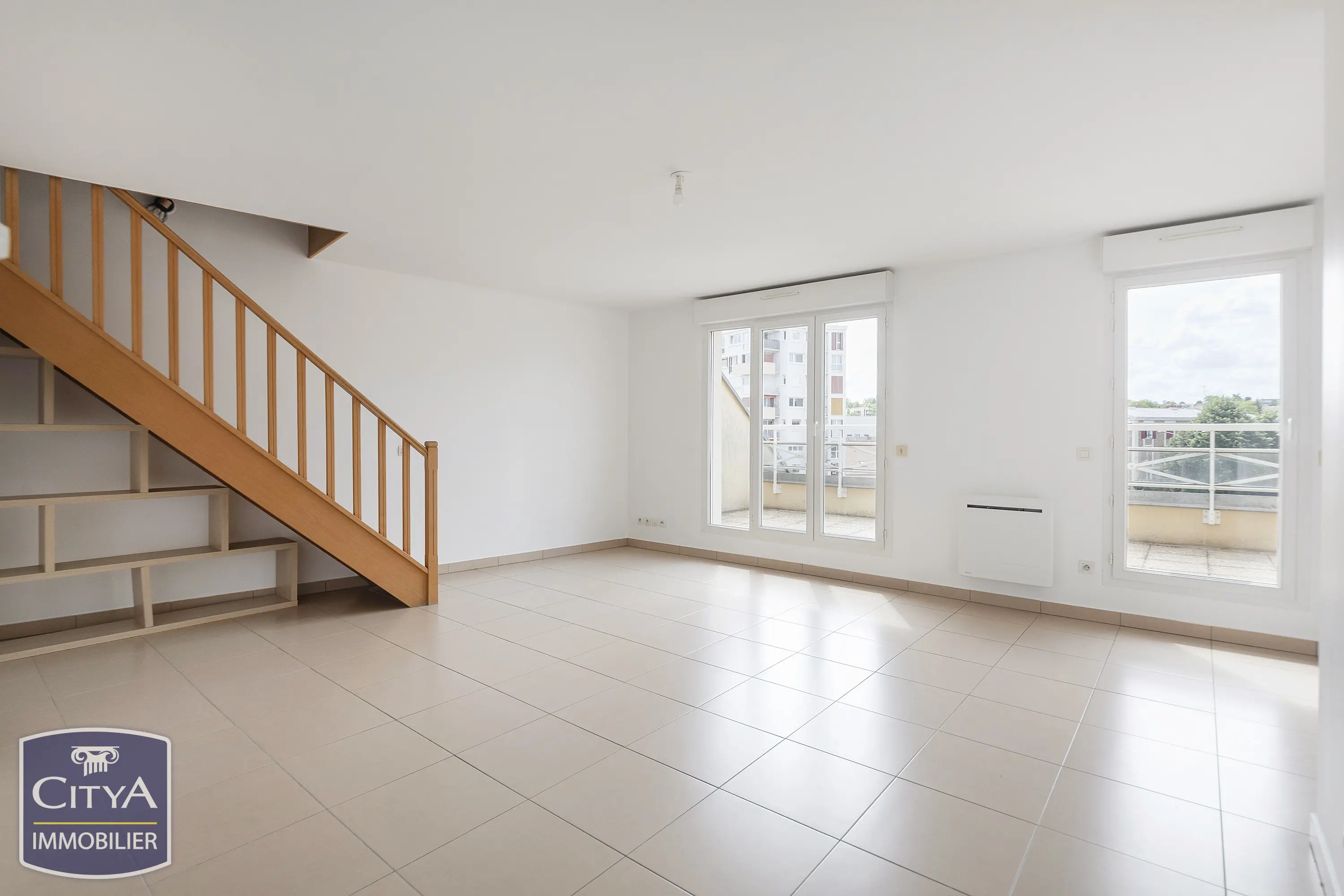 Photo 2 Appartement 5 pièces 93.42m²