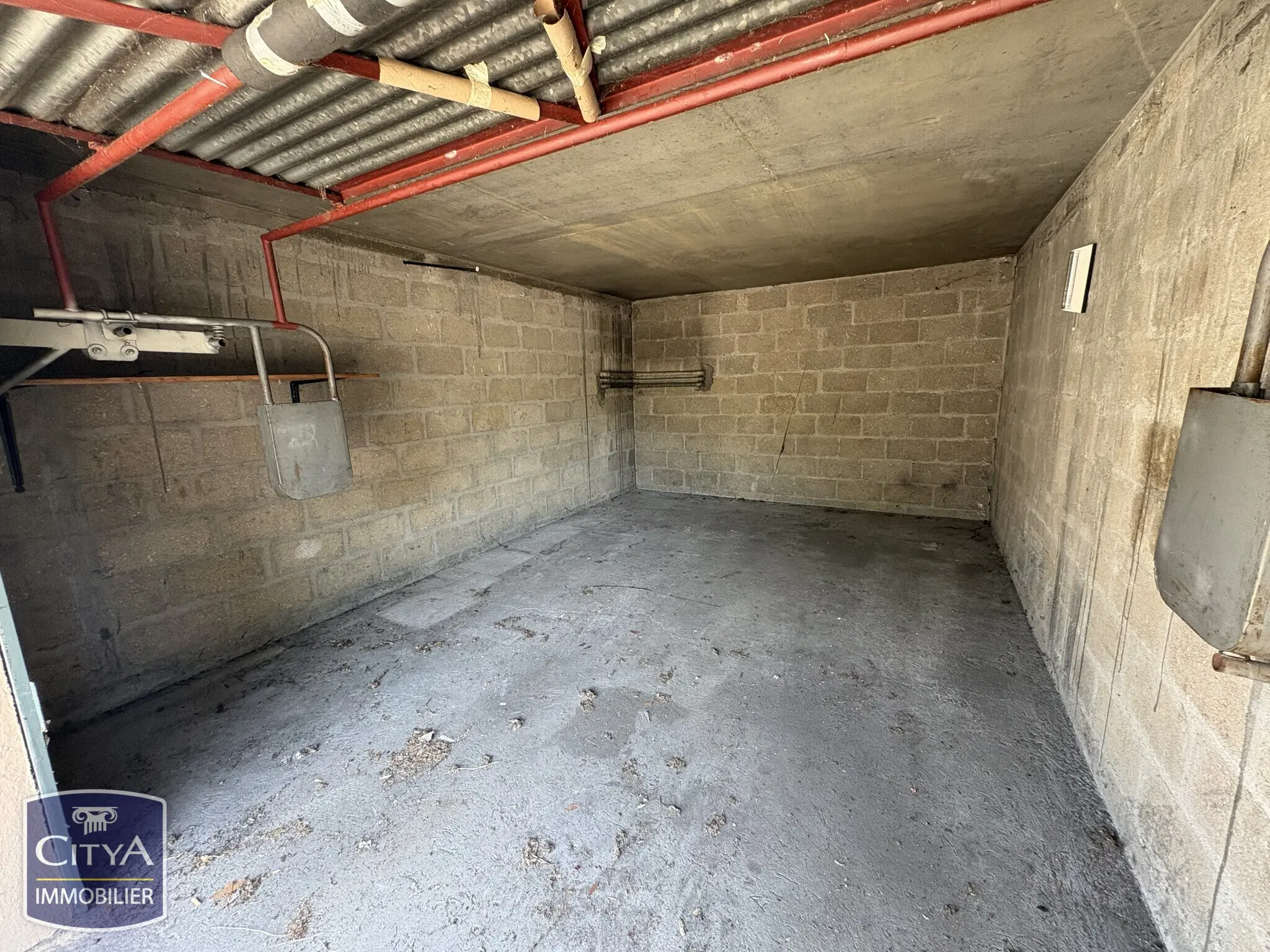 Photo 3 Parking 18m²