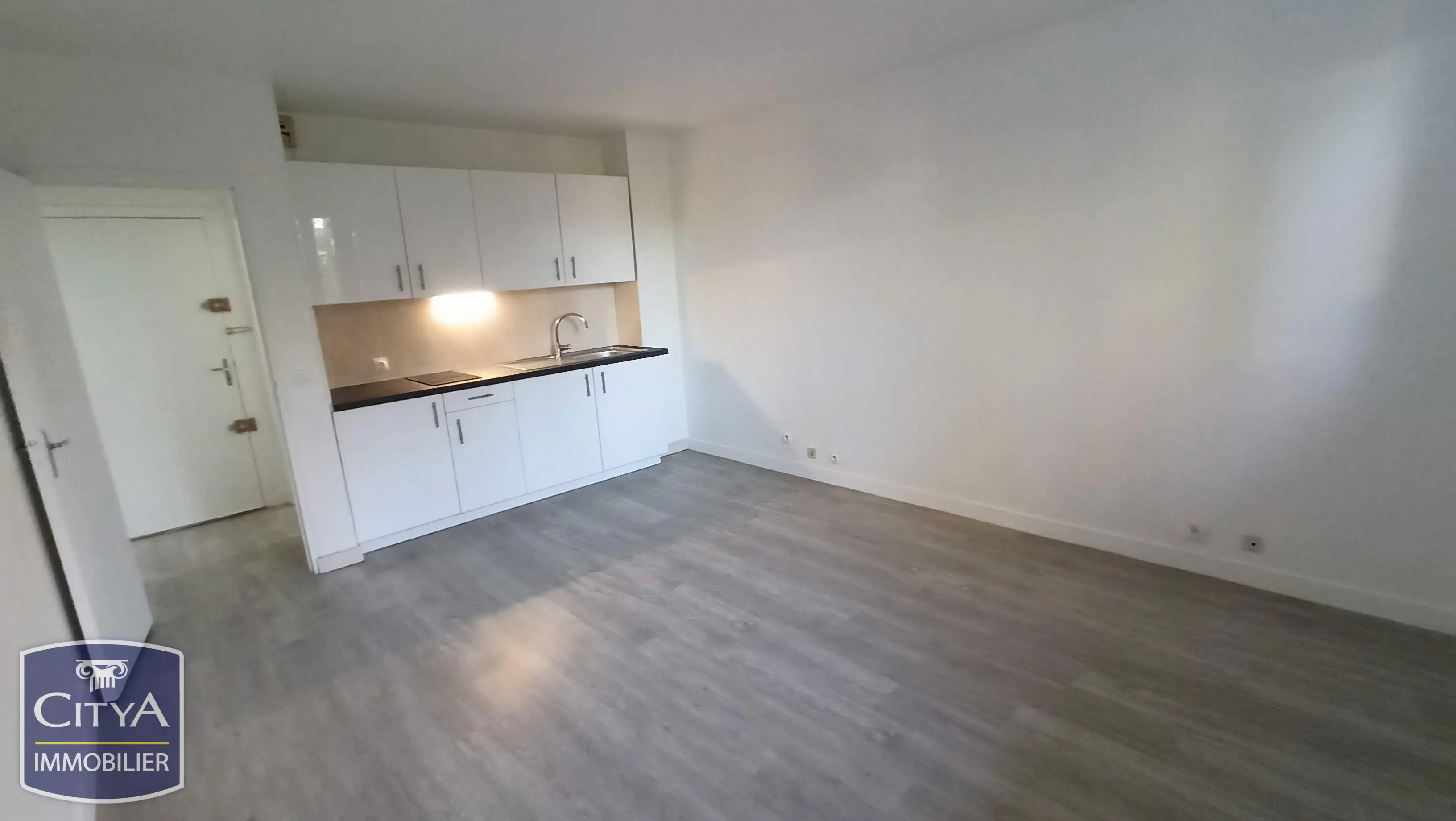 Photo 5 Appartement 1 pièce 23m²