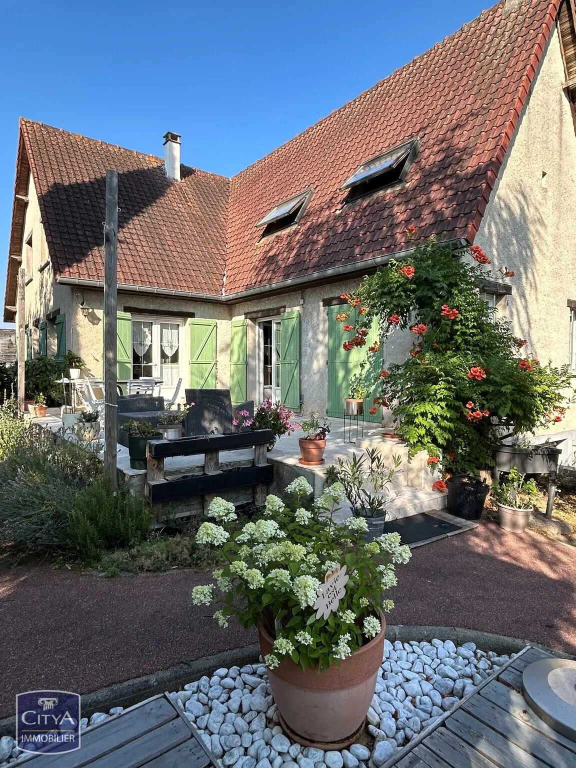 Photo 1 Maison 7 pièces 150m²