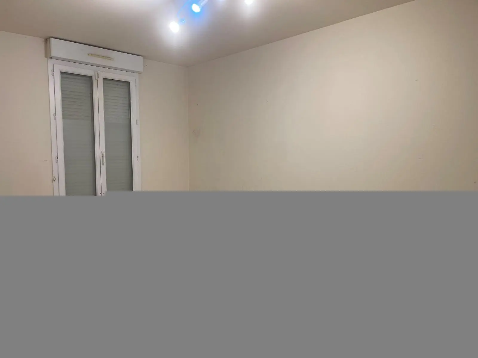 Photo 7 Local Professionnel 7 pièces 127m²