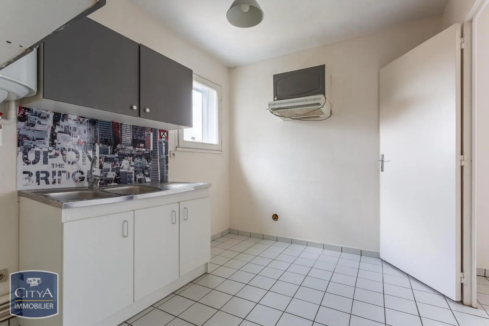 Photo 2 appartement Égly