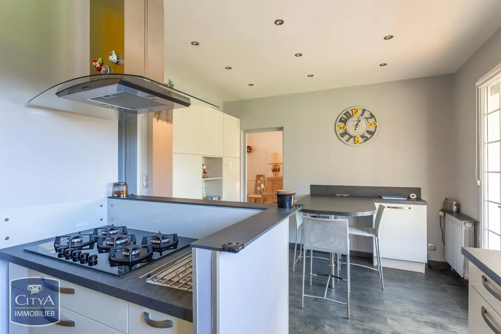 Photo 11 Maison 7 pièces 195m²