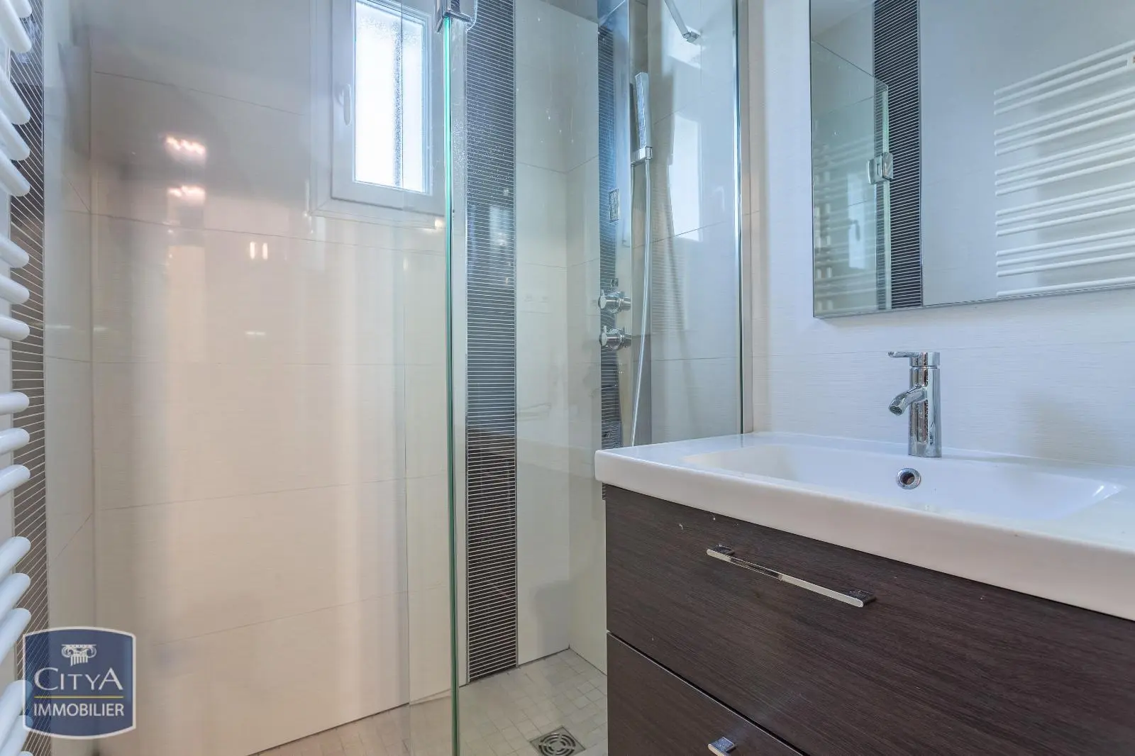 Photo 16 Maison 7 pièces 195m²