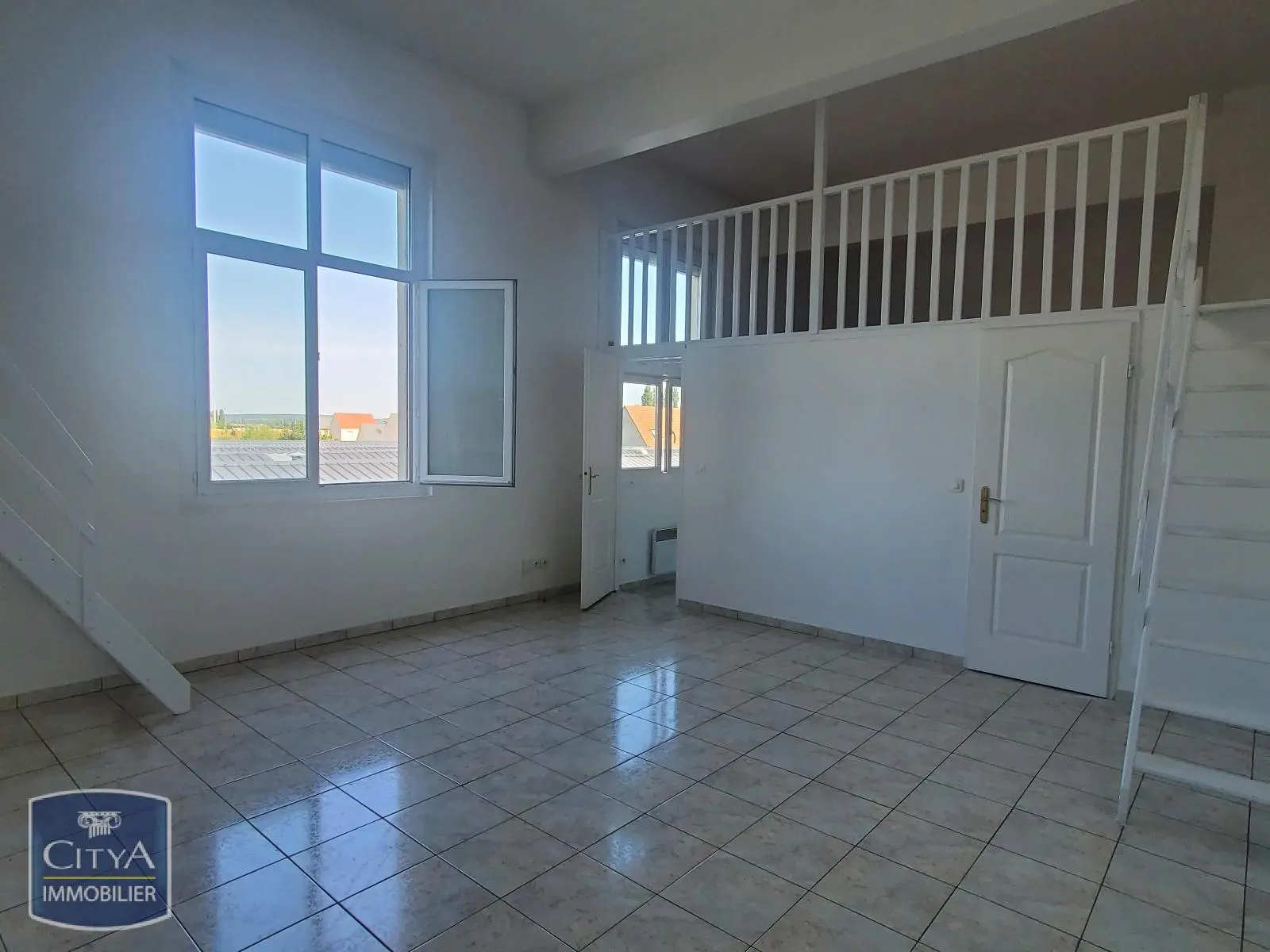Photo 2 Appartement 4 pièces 85m²