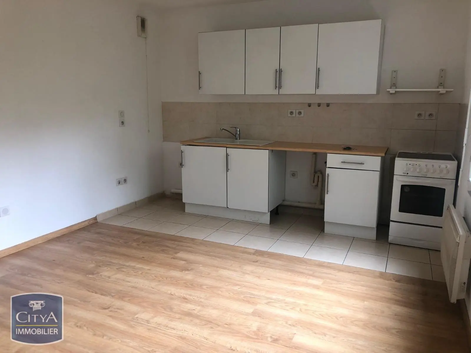 Photo 2 Appartement 1 pièce 27.57m²