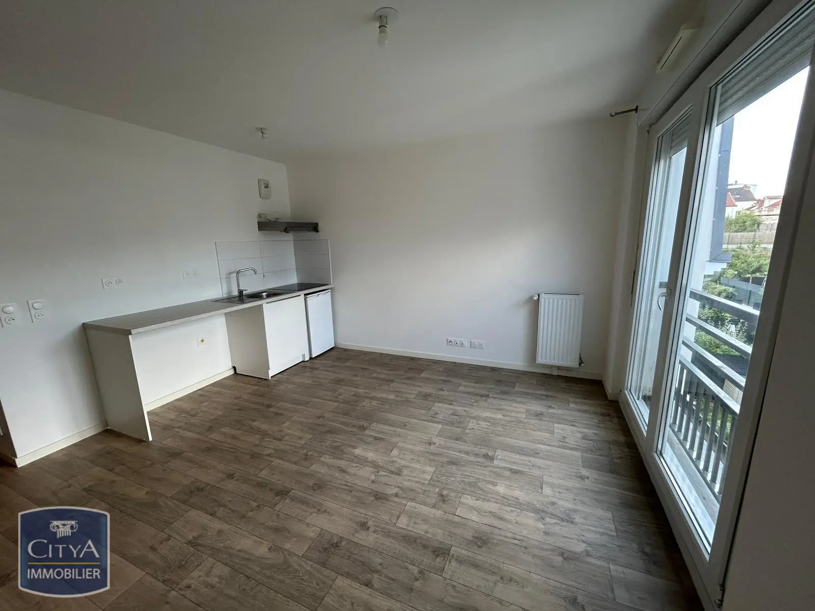 Photo 2 Appartement 1 pièce 27.6m²
