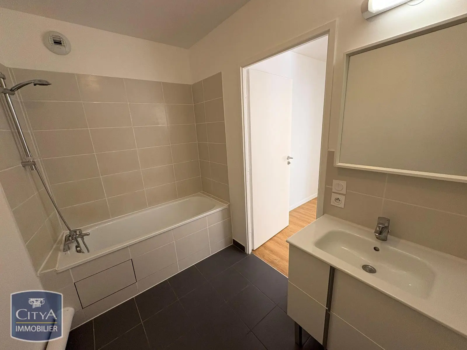 Photo 5 Appartement 4 pièces 75.33m²