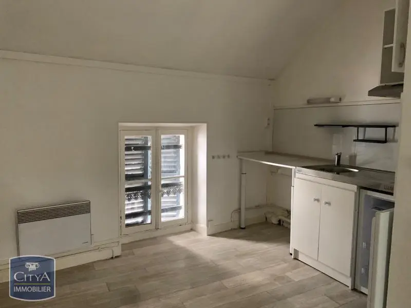 Photo 2 Appartement 1 pièce 22.31m²