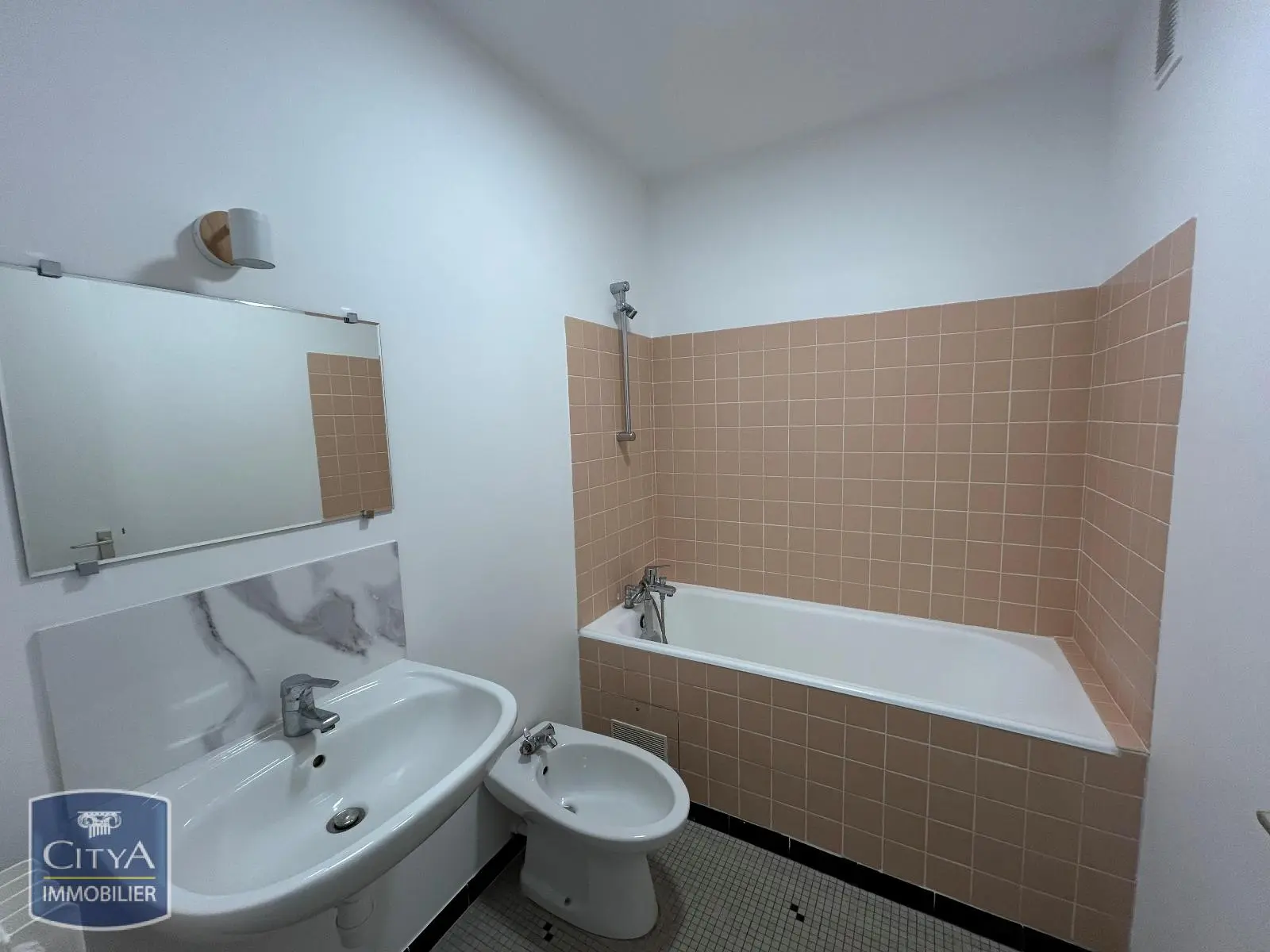 Photo 7 Appartement 2 pièces 56.3m²