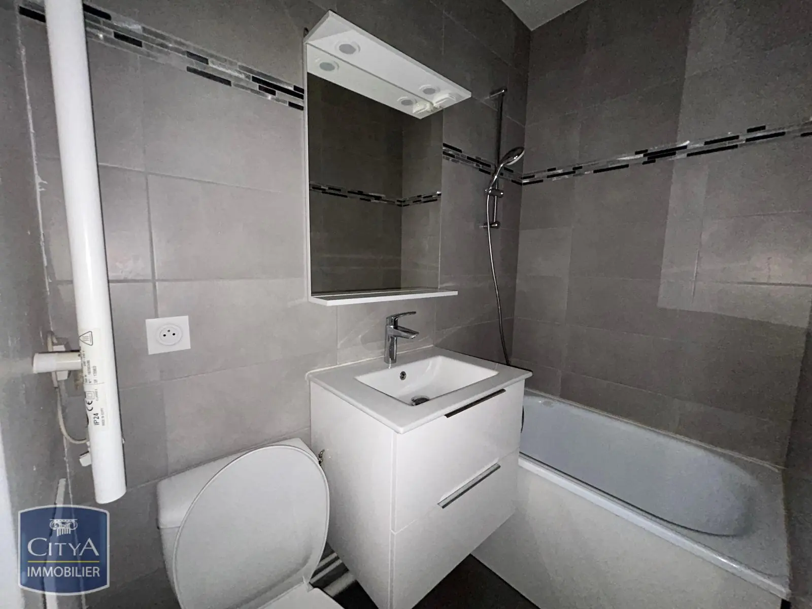 Photo 4 Appartement 1 pièce 24.69m²