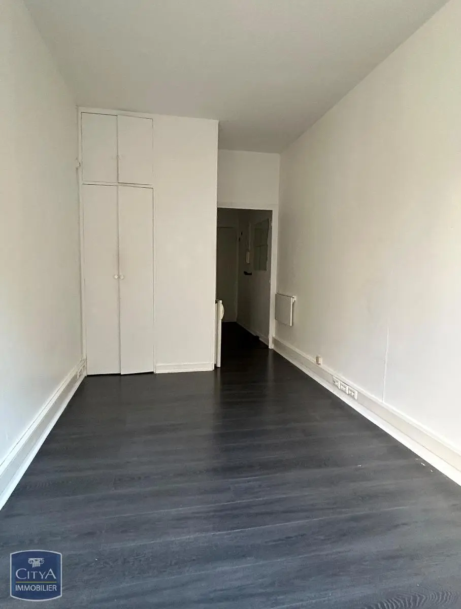 Photo 3 Appartement 1 pièce 17.98m²