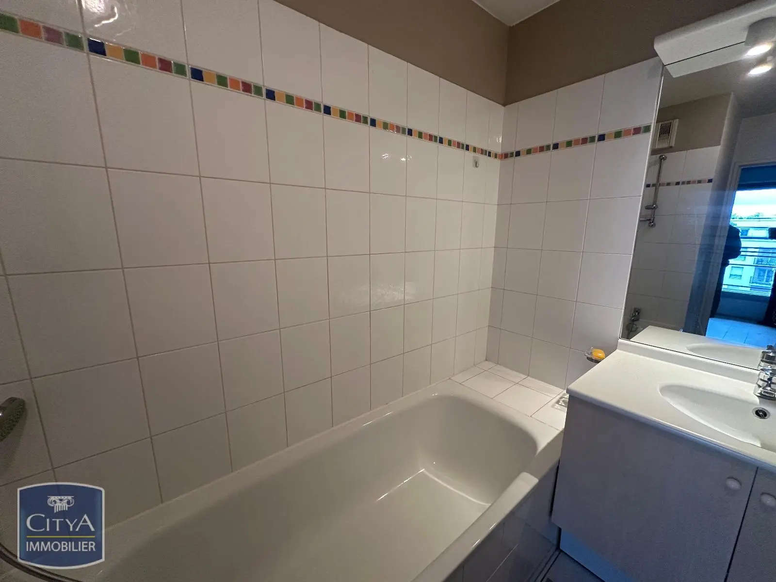 Photo 7 Appartement 4 pièces 96.98m²