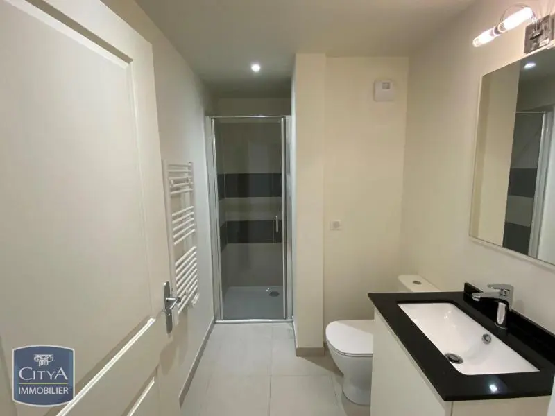 Photo 3 Appartement 1 pièce 33.9m²