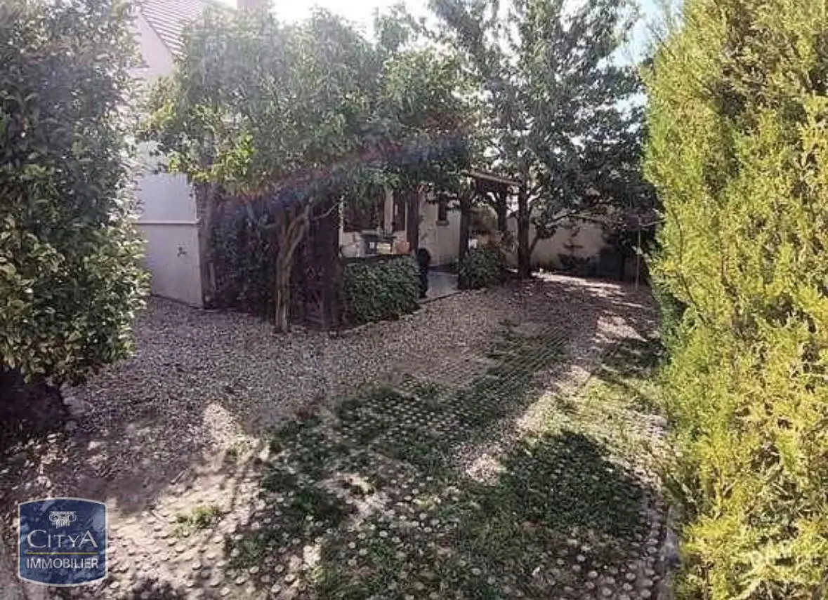 Photo 2 Maison 4 pièces 131m²