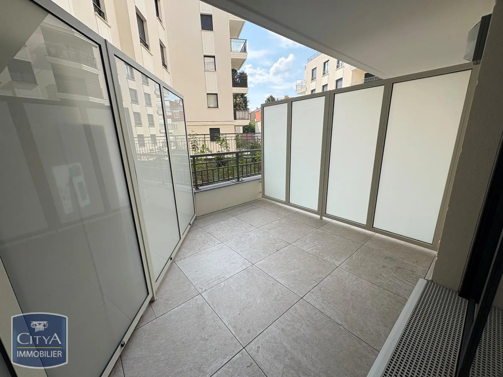 Photo 5 appartement Suresnes
