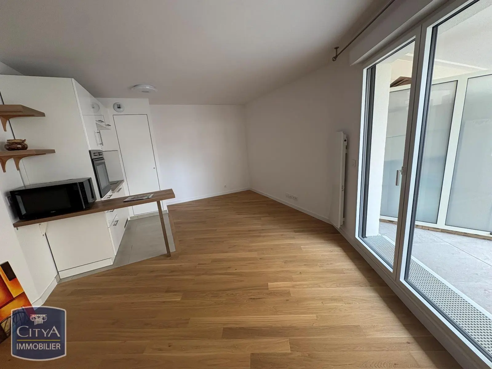 Suresnes (92150) Appartement 1 pièce 32.71m² photo 2