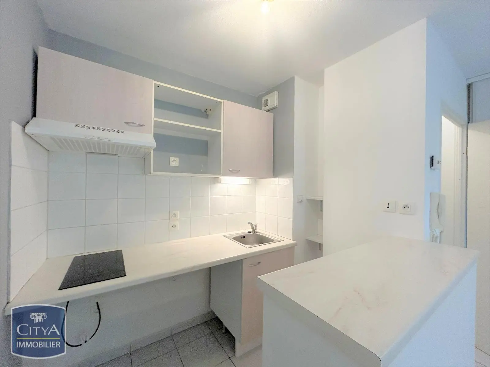 Photo 2 Appartement 2 pièces 33.78m²