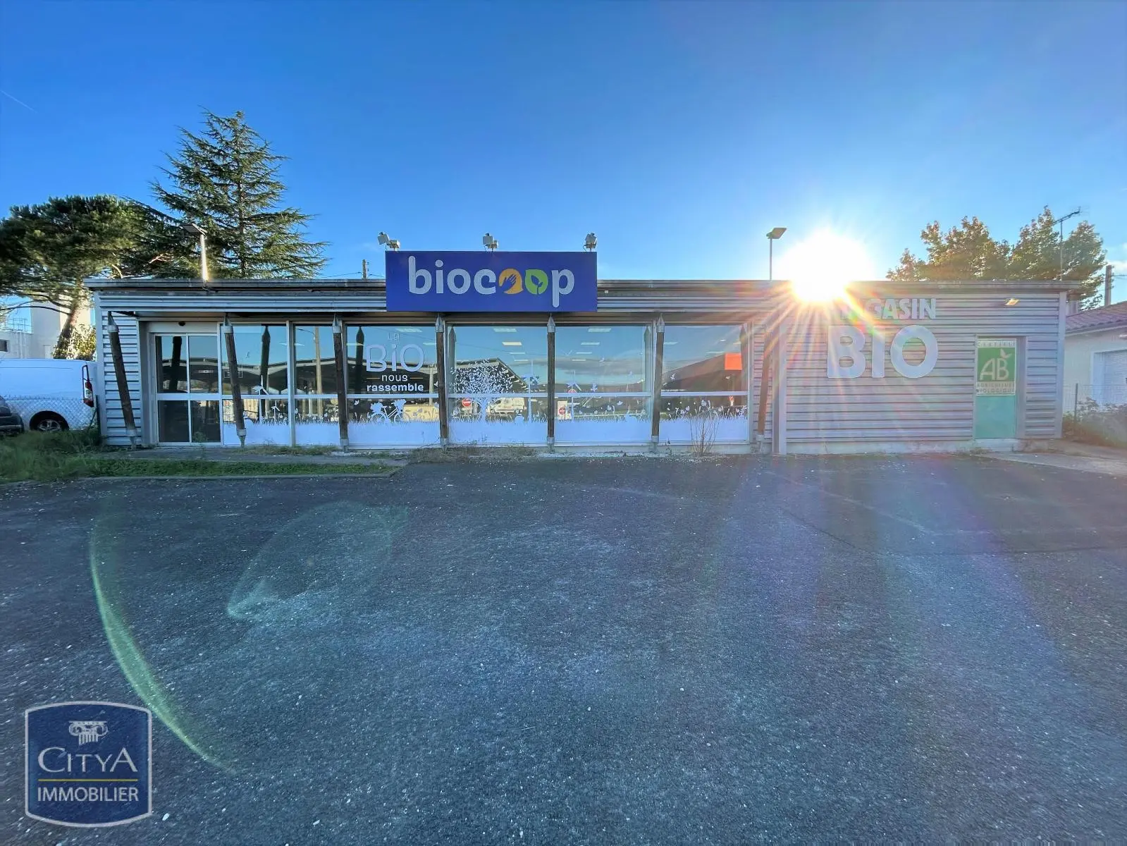Photo 1 Local Commercial 205.04m²