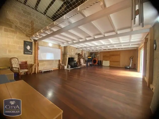 Photo 9 Maison 5 pièces 179m²