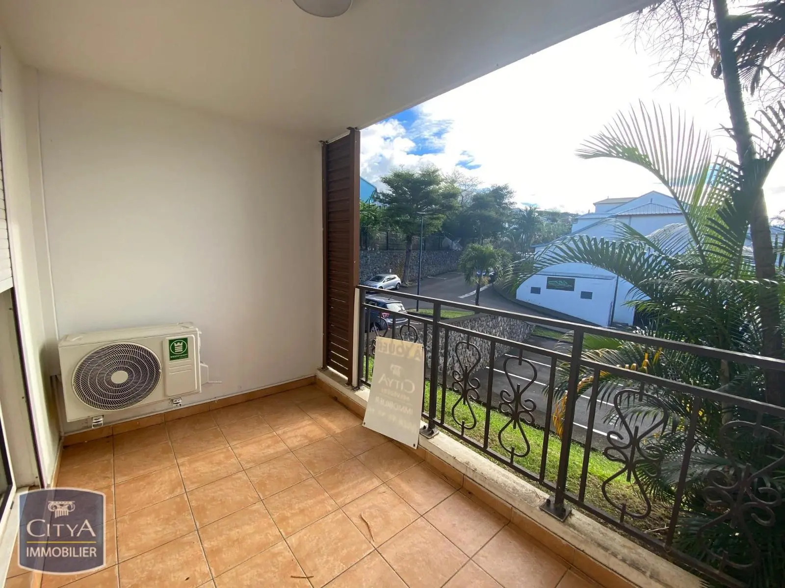 Photo 2 Appartement 1 pièce 23.56m²