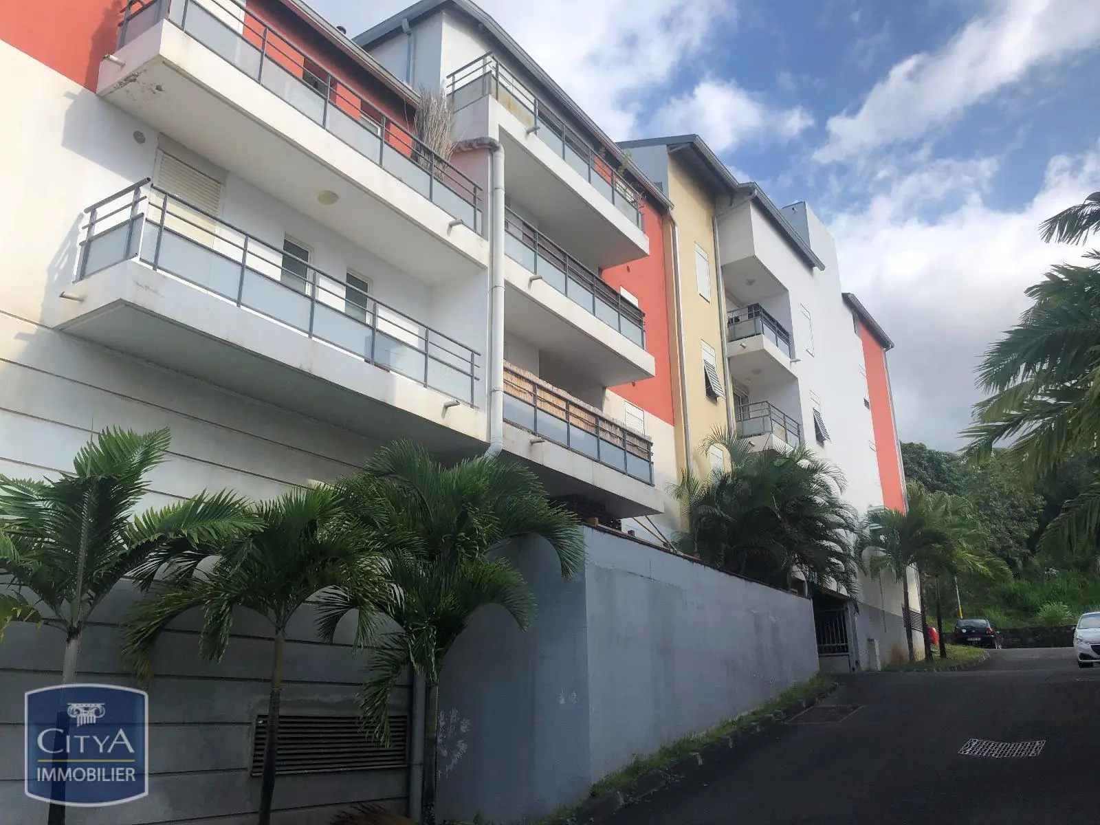 Photo 1 Appartement 3 pièces 49.78m²