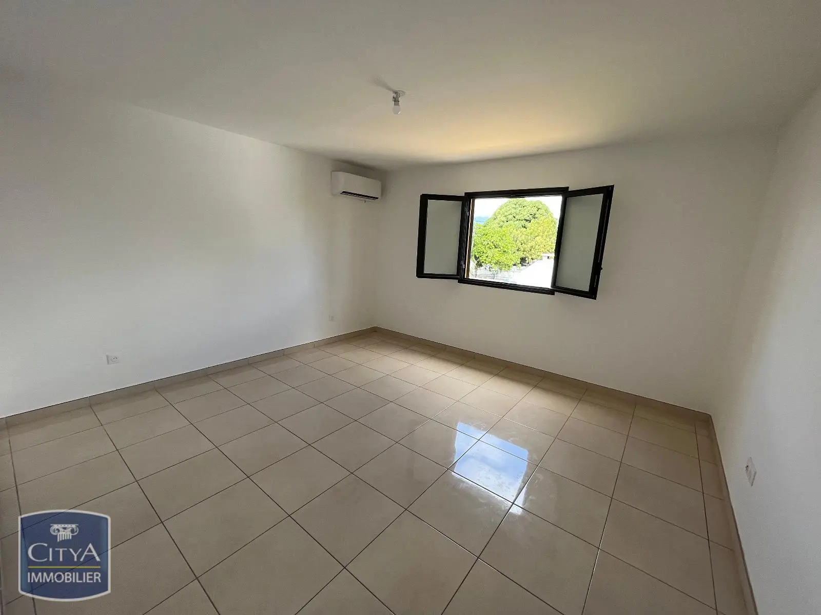 Photo 4 Maison 4 pièces 100.33m²