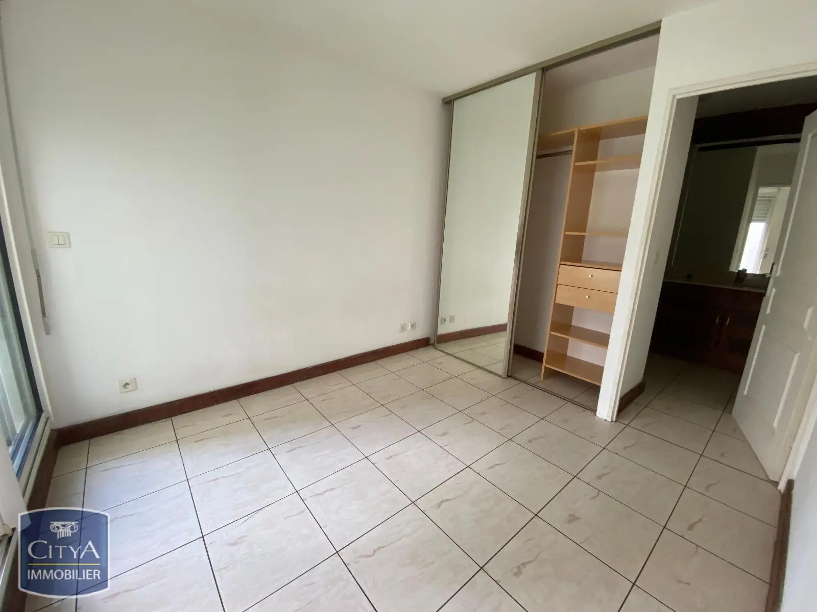 Photo 3 Appartement 2 pièces 65m²