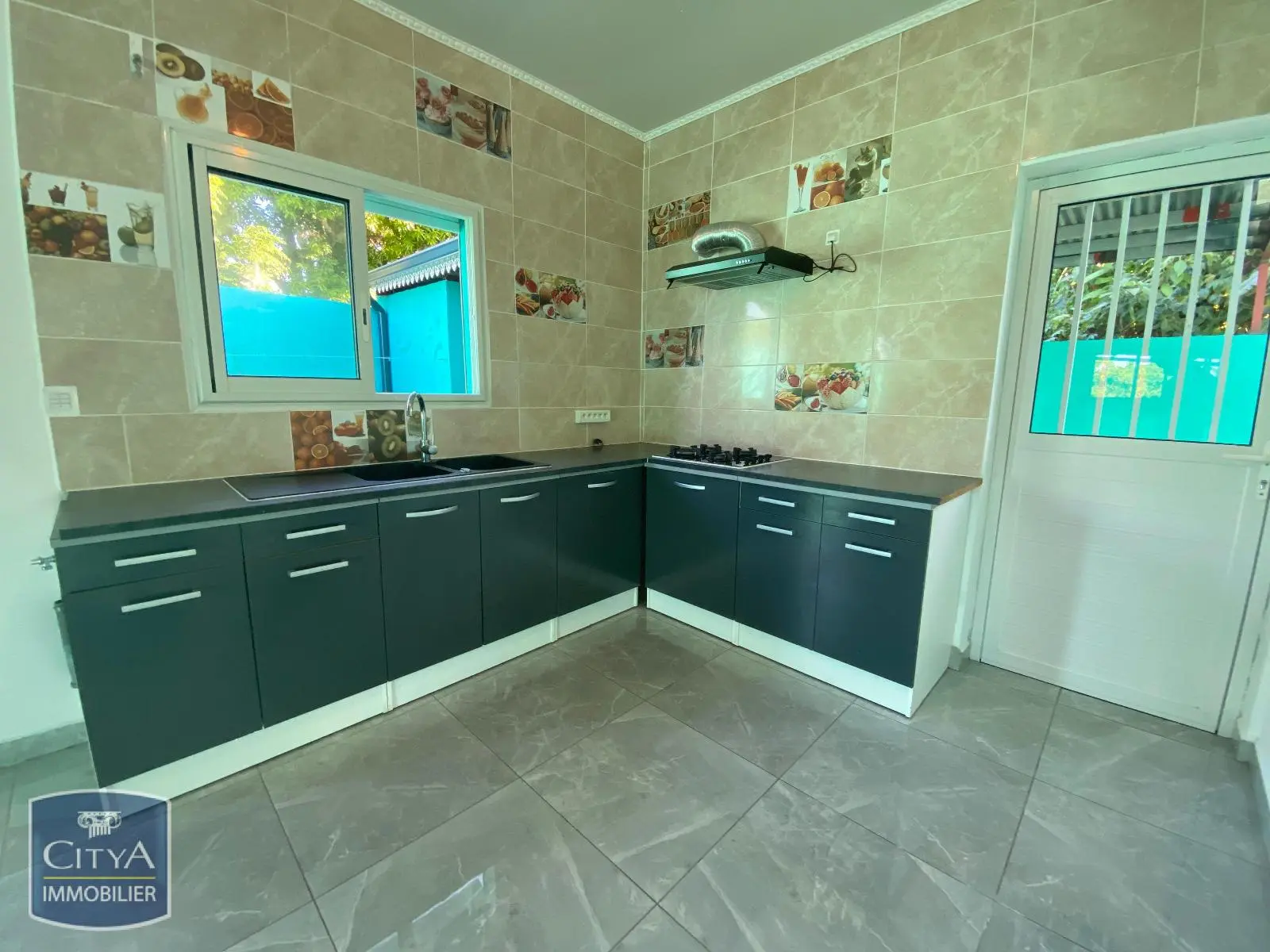 Photo 2 Maison 4 pièces 114m²