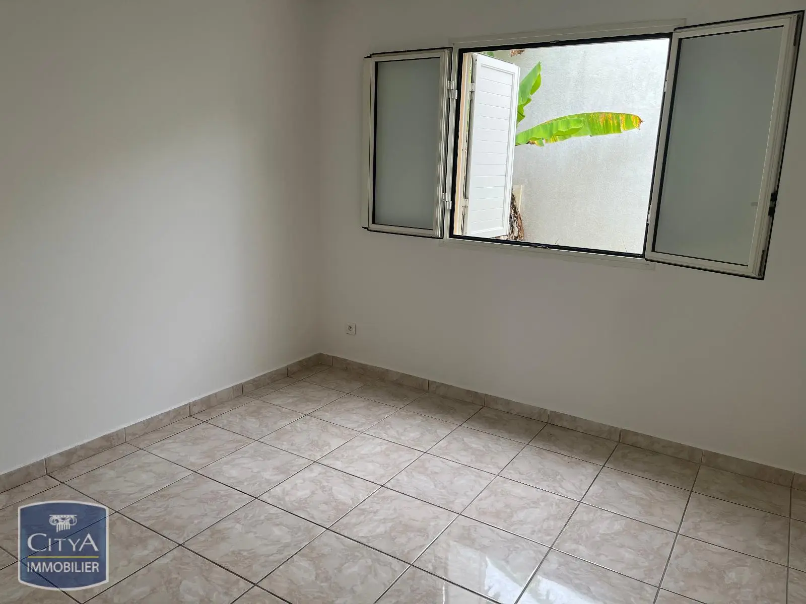 Photo 3 maison Sainte-Suzanne