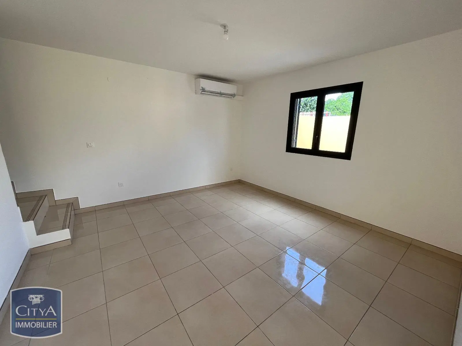 Photo 1 Maison 4 pièces 100.33m²