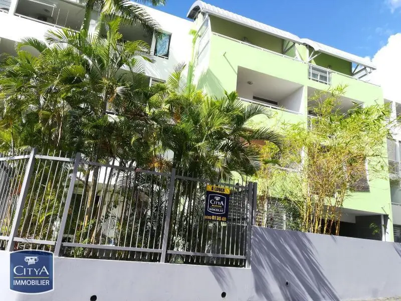 Photo 1 Appartement 1 pièce 26m²