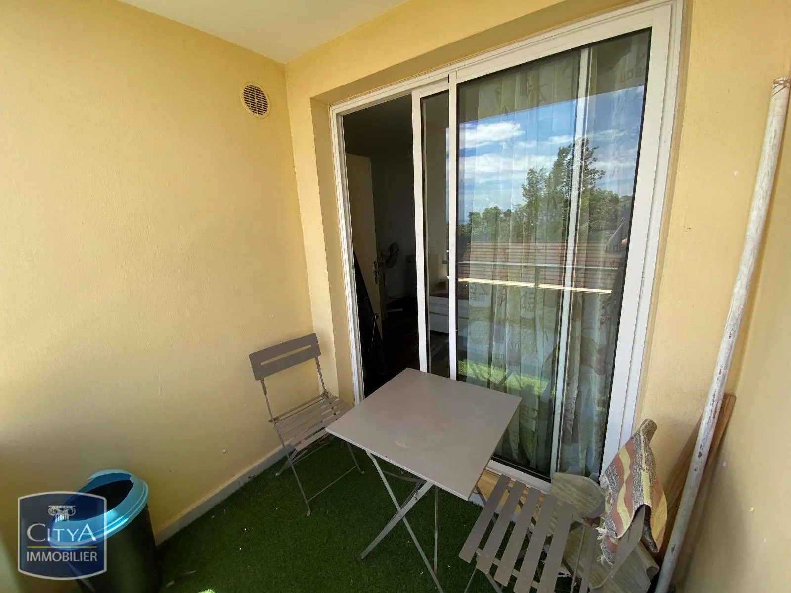 Photo 1 Appartement 1 pièce 20.68m²