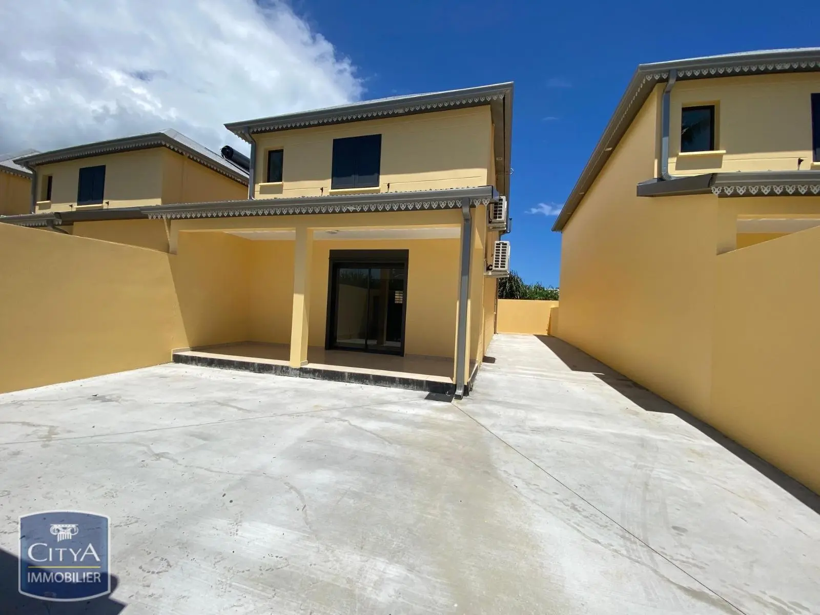 Photo 1 Maison 4 pièces 109.09m²