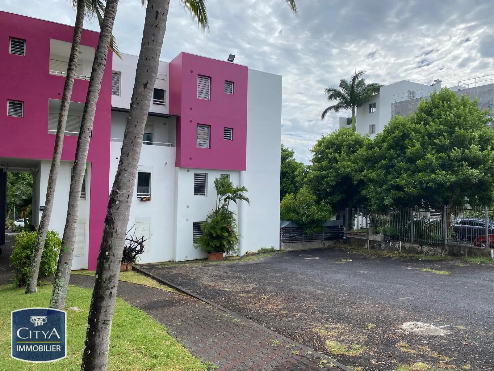 Photo 1 Appartement 3 pièces 49m²