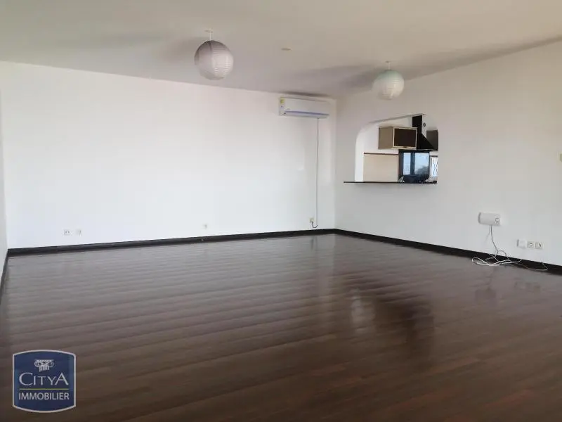 Photo 4 Maison 4 pièces 194.41m²