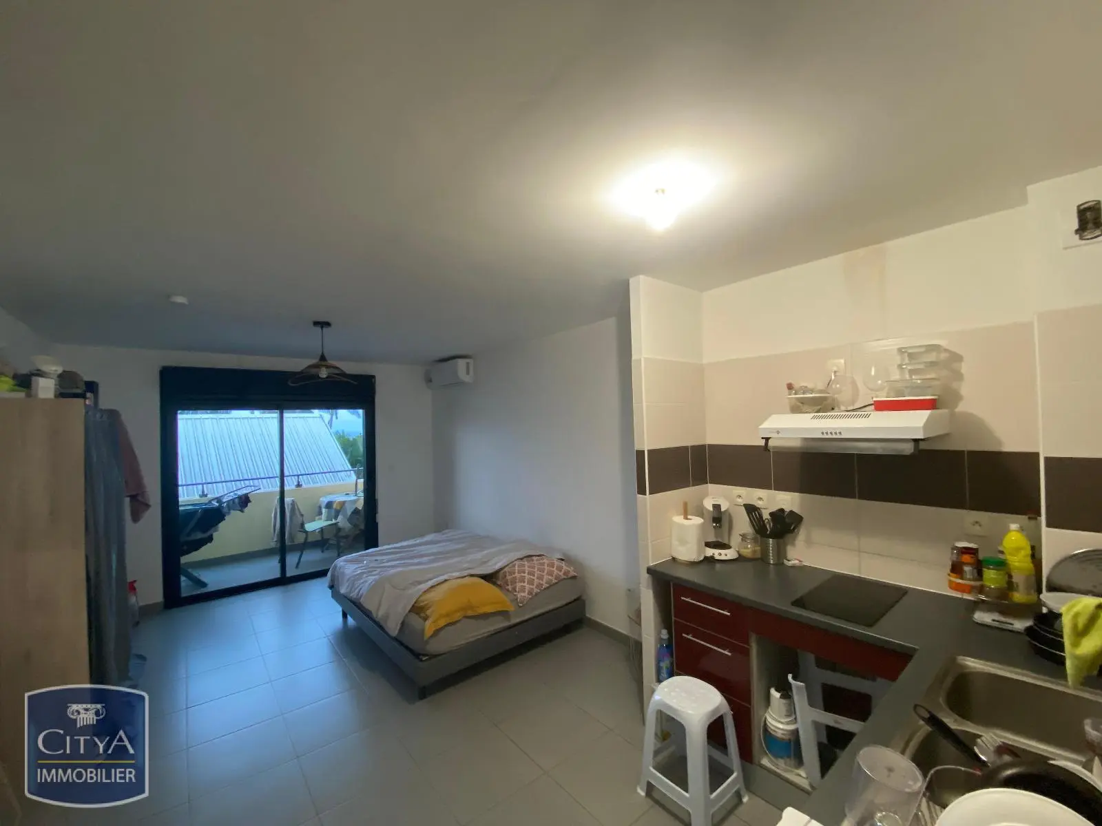 Photo 1 Appartement 1 pièce 27m²