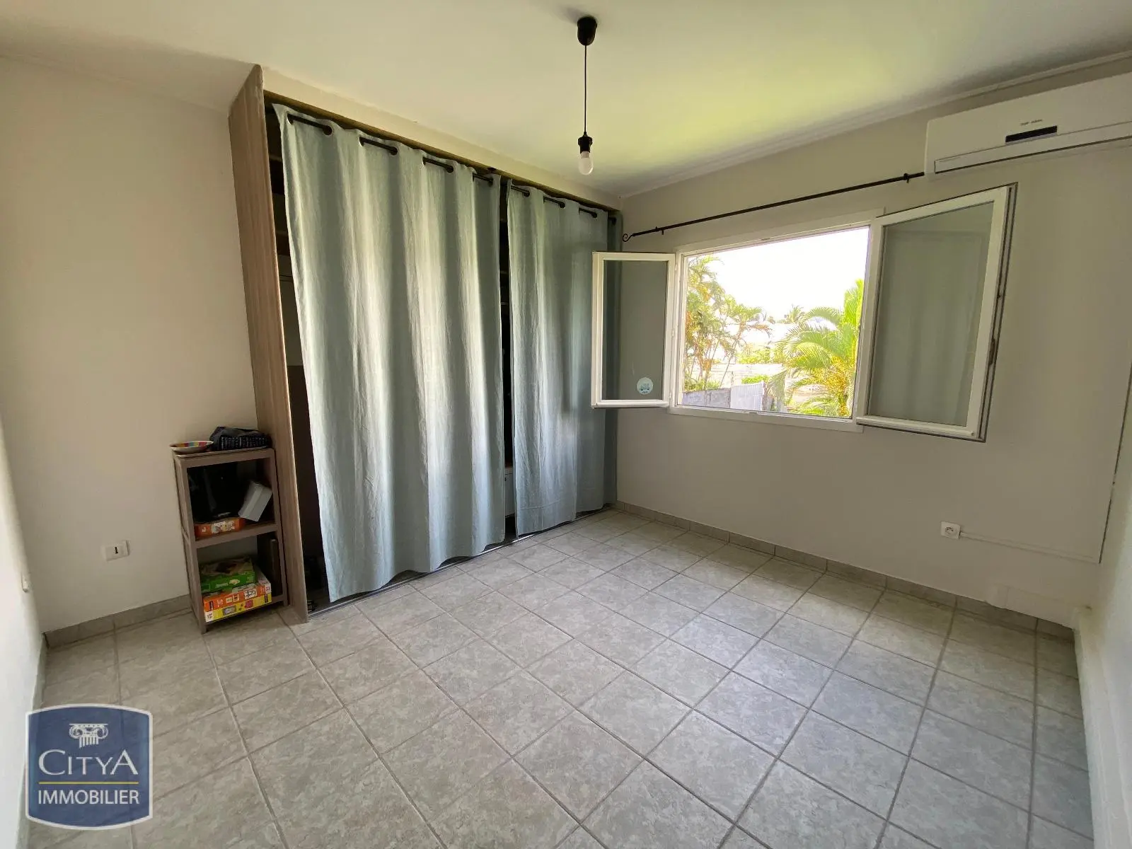 Photo 10 Maison 7 pièces 235m²