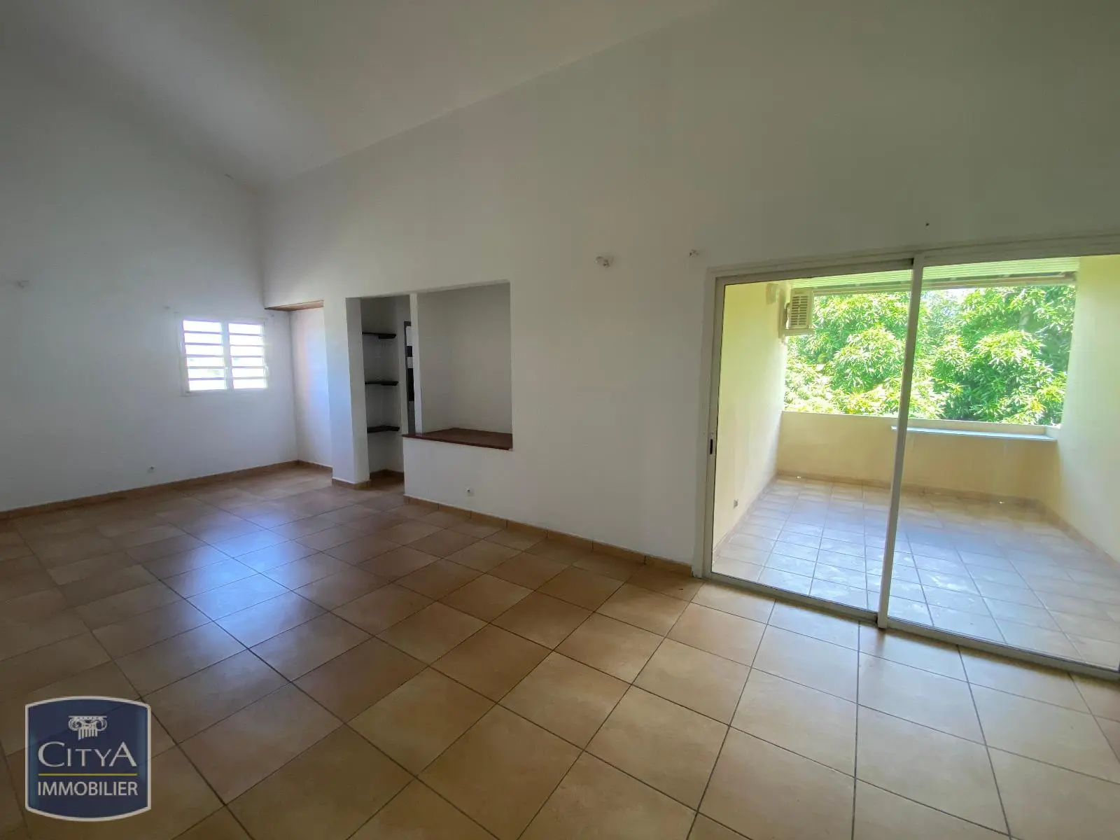 Photo 1 Appartement 2 pièces 61m²