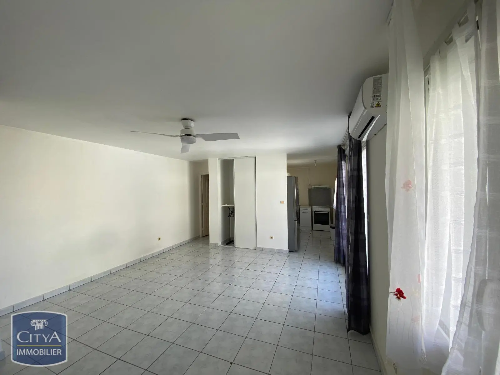 Photo 3 Appartement 1 pièce 34m²