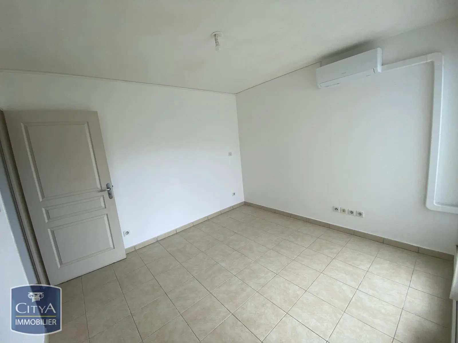 Photo 3 Appartement 4 pièces 85.93m²