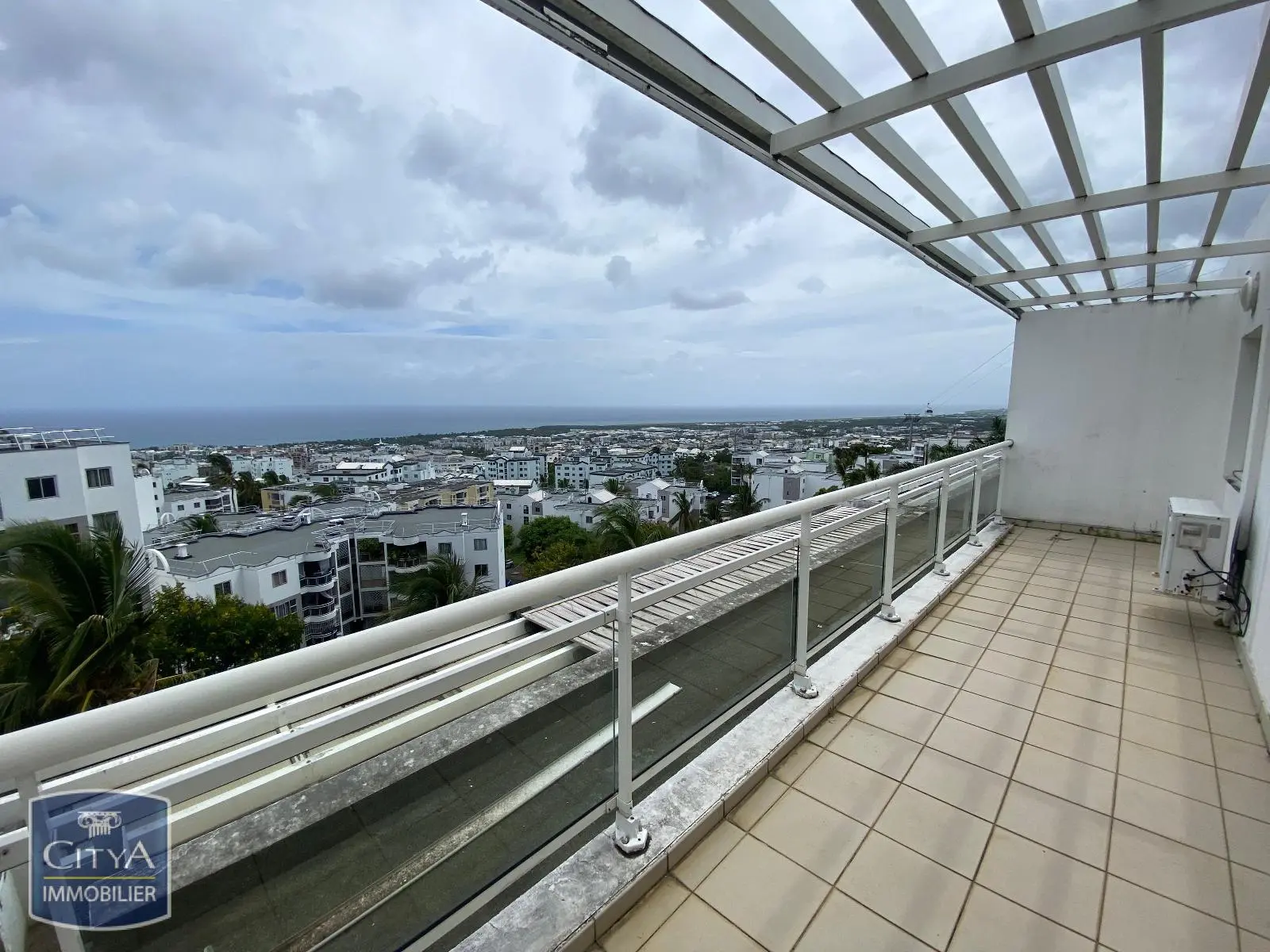 Photo 1 Appartement 5 pièces 90.32m²