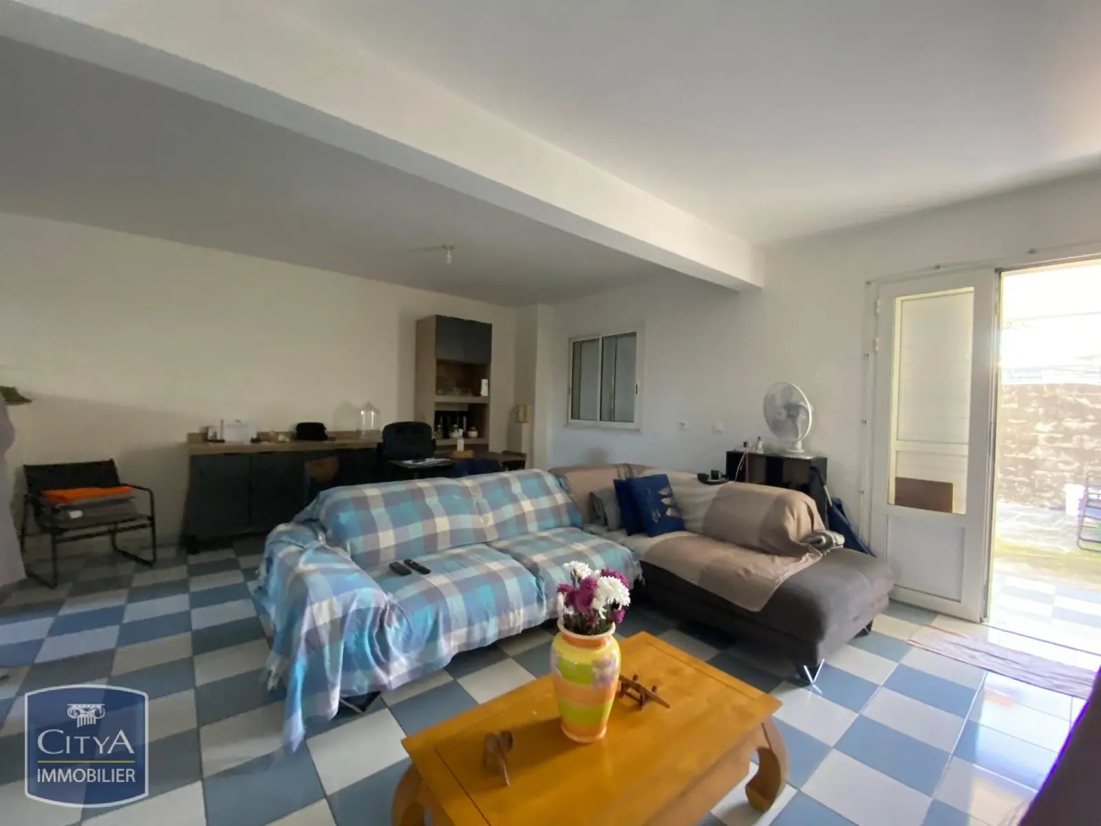 Photo 2 Immeuble 300m²