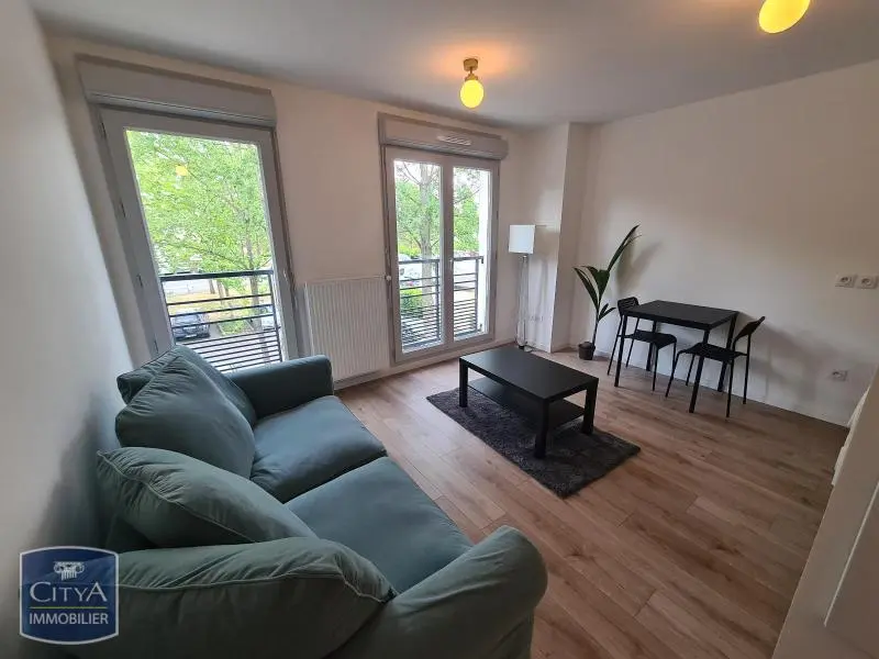Photo 2 Appartement 1 pièce 23.7m²